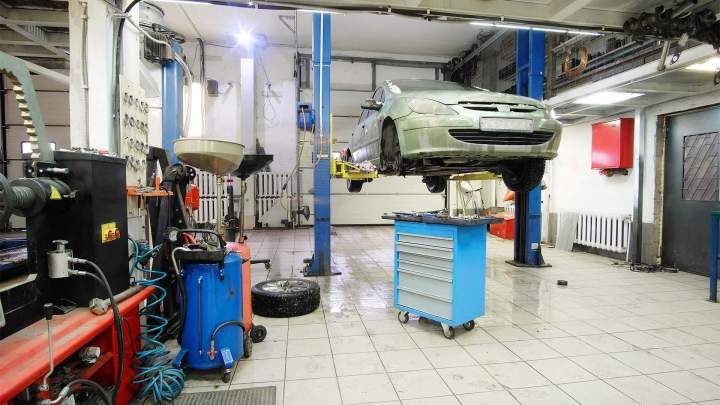 Voiture à réparer Mayenne